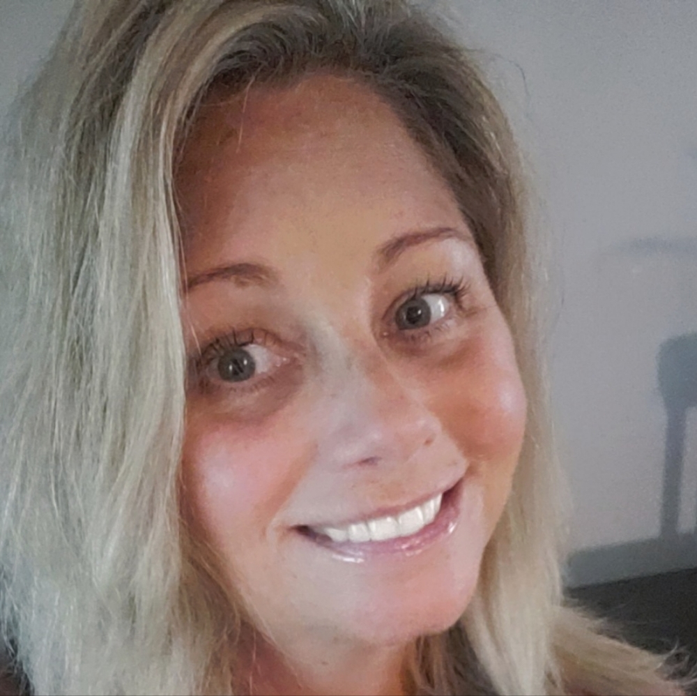 Meet your Posher, Carrie